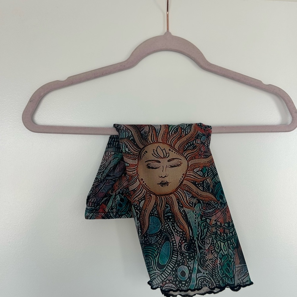 Skirt with lettuce edge